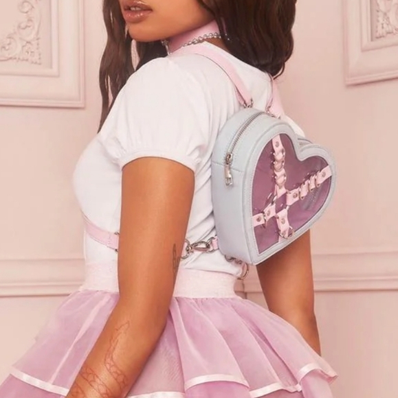 Heart chained backpack - Picture 3 of 5